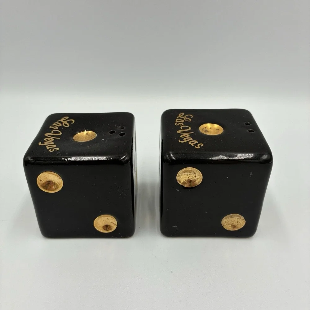 Vintage Las Vegas Salt & Pepper Shakers Black&Gold Dice w/stoppers - COOL!‎